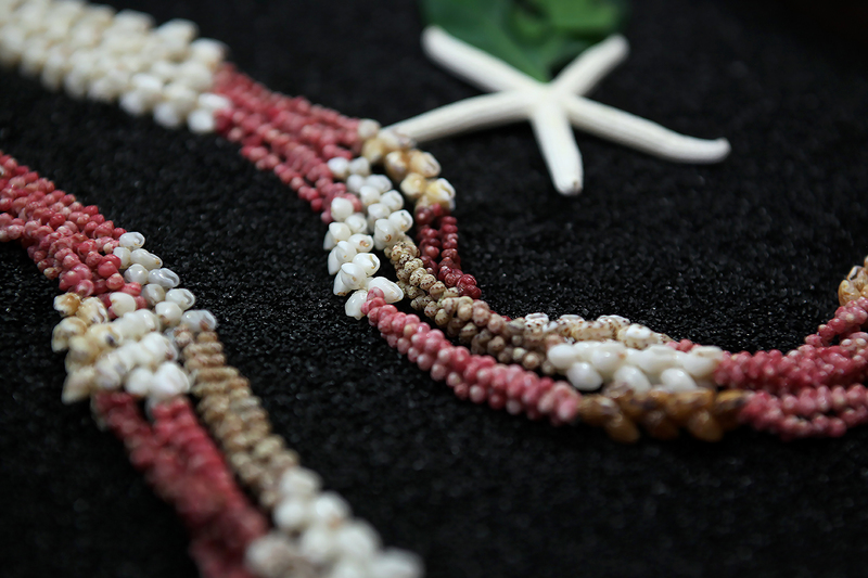 Niihau Shell Lei - 5 Strands, 58